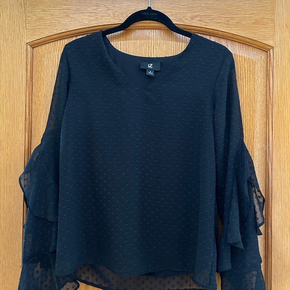 Elegant Black Blouse Ruffle Sleeve S